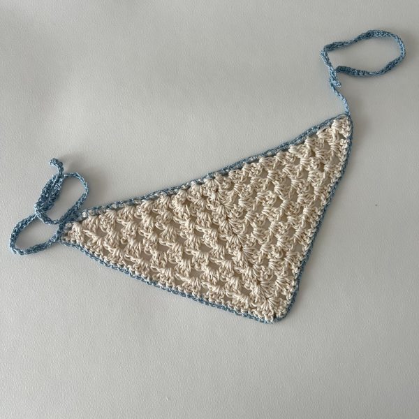 Bandana crochet - crudo y celeste