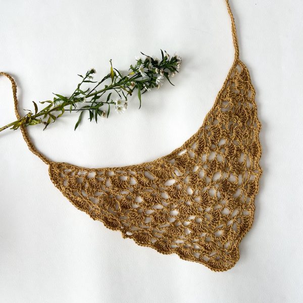 Bandana crochet - mostaza